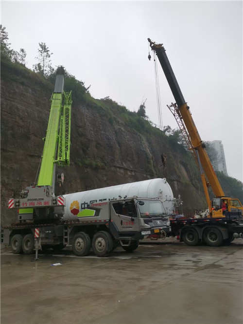 繁昌县“不怕风雨冻”—— 吊车的 “恶劣环境适应” 技术